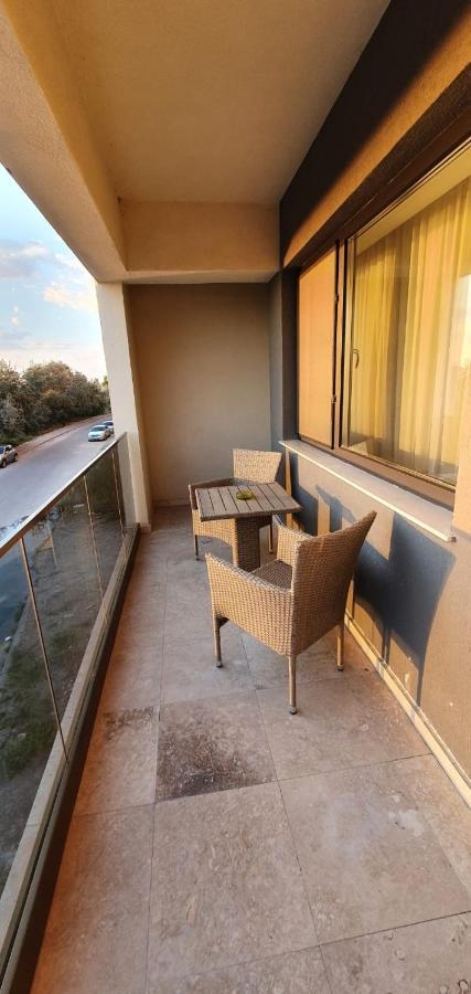 Myamar Apartment Mamaia Buitenkant foto
