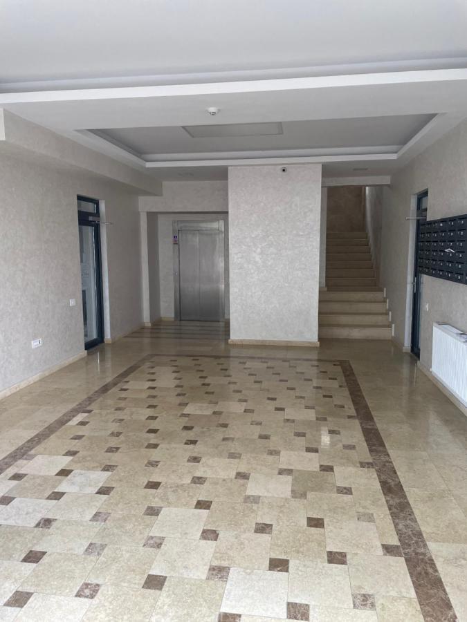 Myamar Apartment Mamaia Buitenkant foto
