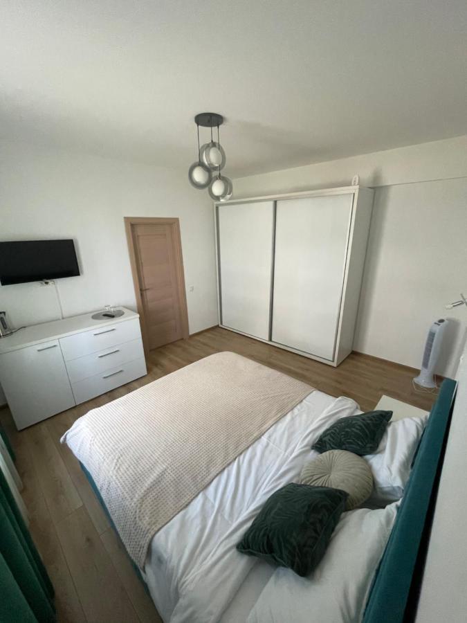 Myamar Apartment Mamaia Buitenkant foto