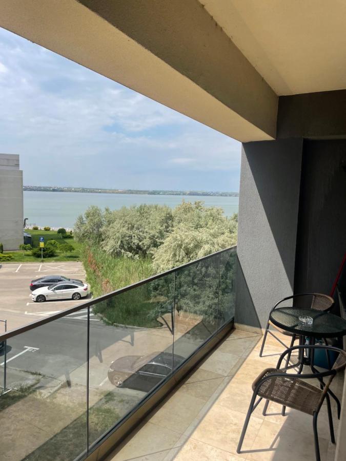 Myamar Apartment Mamaia Buitenkant foto